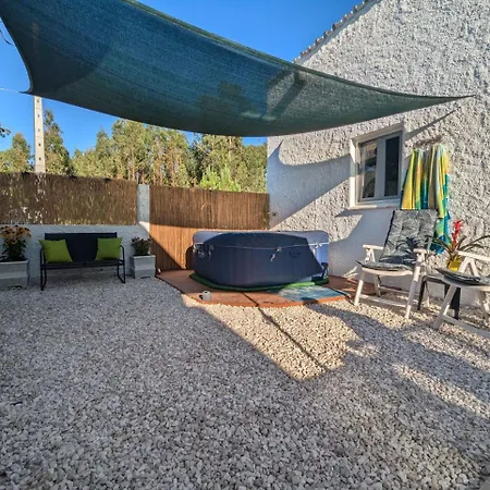 Casa Curral Do Porco * Табуа