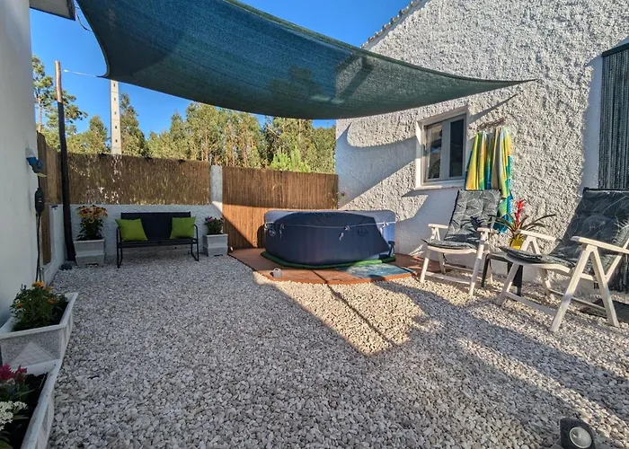 Casa Curral Do Porco * Tábua